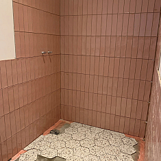 Badkamer ensuite voor logeerkamer