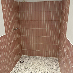 Badkamer ensuite voor logeerkamer