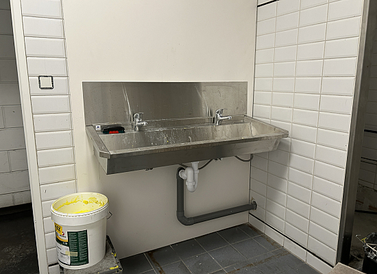 Renovatie personeelstoiletten