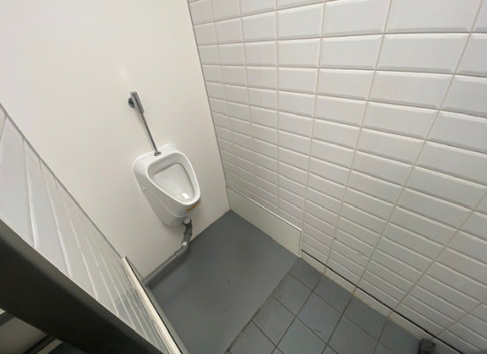 Renovatie personeelstoiletten